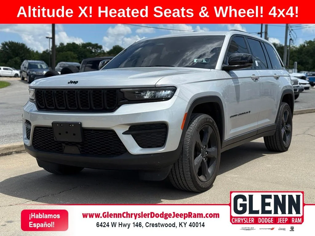 Used 2023 Silver Jeep Altitude X image 1