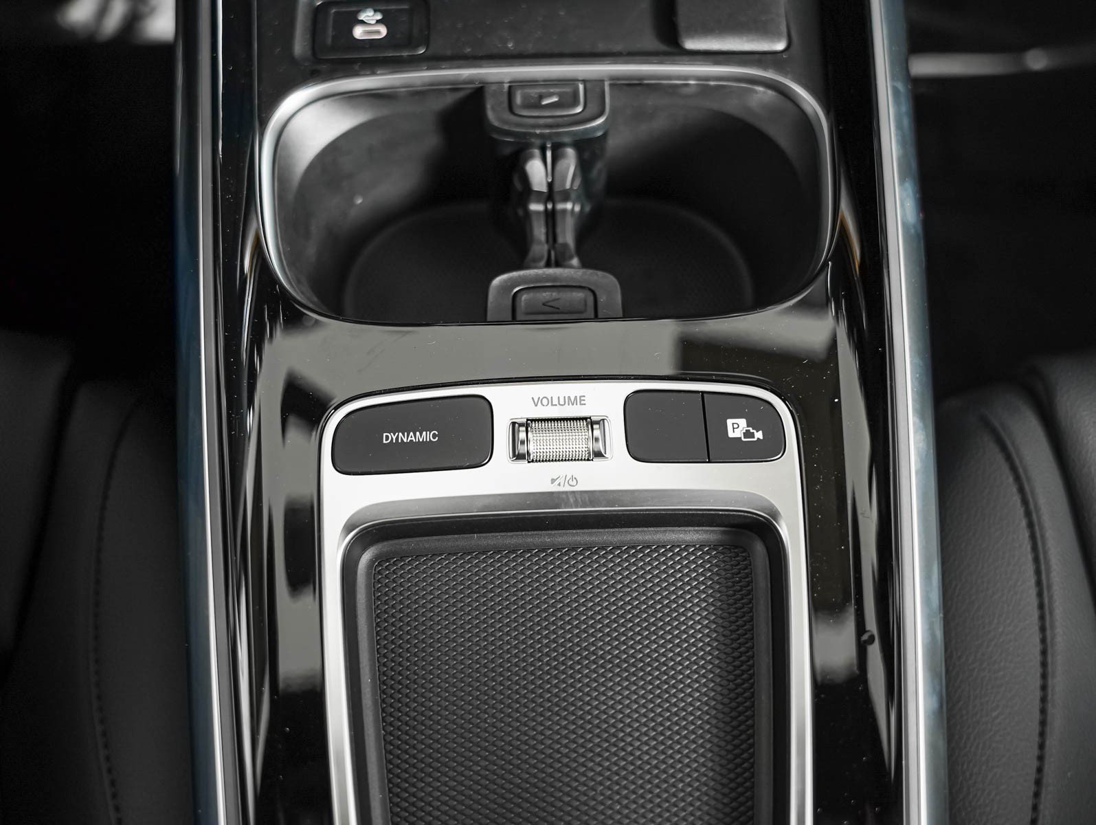 New 2026 Night Black Mercedes-Benz GLA 250 image 17