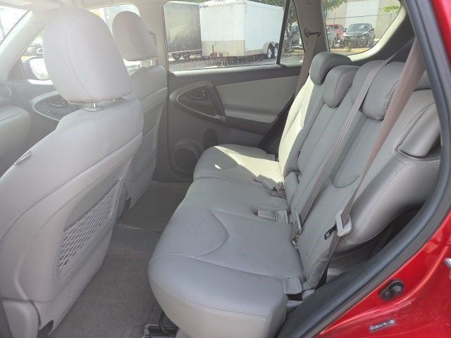 Used 2009 Red Toyota Ltd image 14