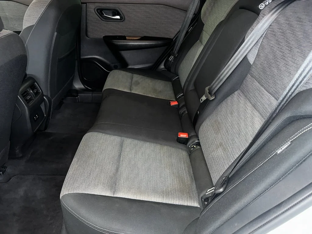 Certified Used 2023 Pearl White Tricoat Nissan SV image 17