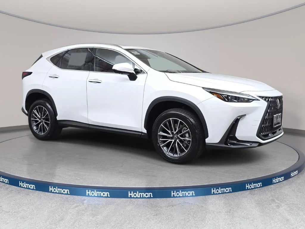 New 2026 Ultra White Lexus PREMIUM image 3