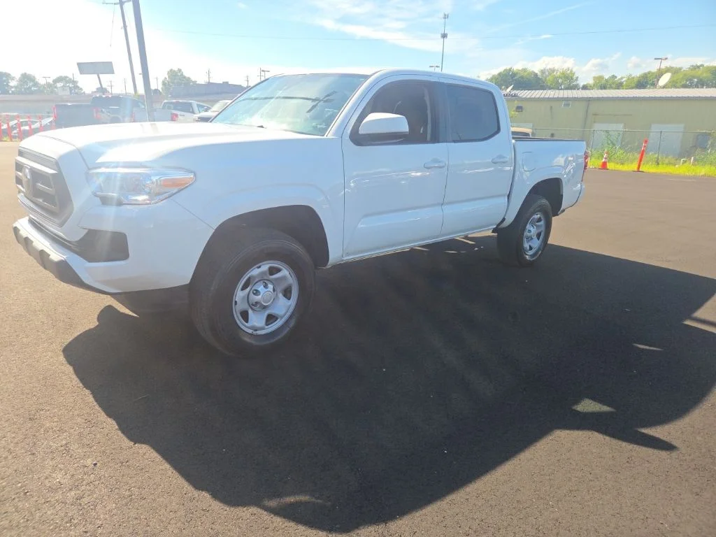 Used 2023 White Toyota SR image 4