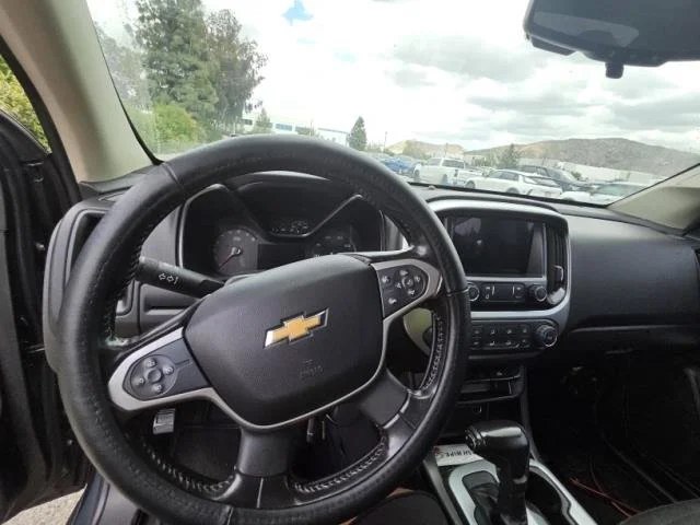 Used 2019 SHADOW GRAY METALLIC Chevrolet 2WD LT image 5