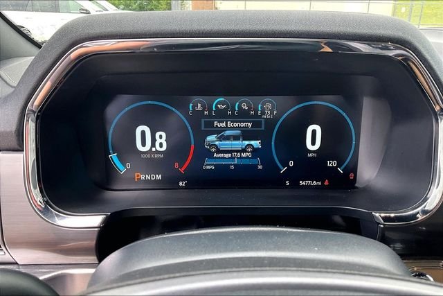 Used 2023 White Ford Lariat image 18