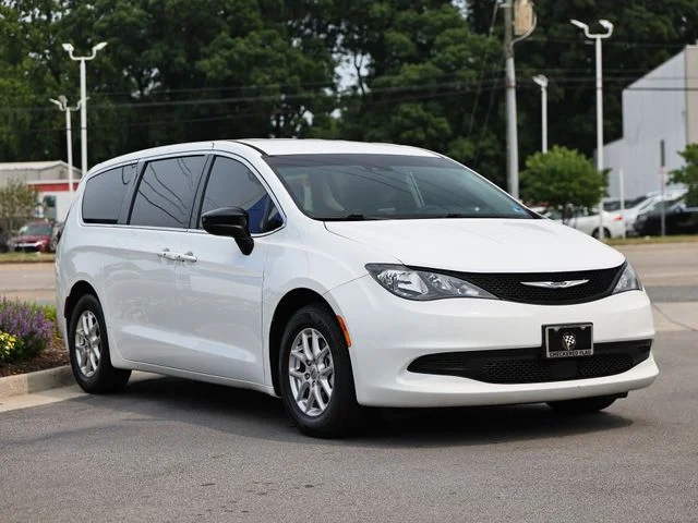 Used 2024 Bright White Clearcoat Chrysler LX image 13