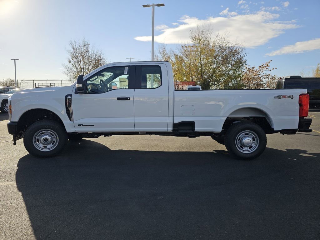 New 2026 Oxford White Ford XL image 21