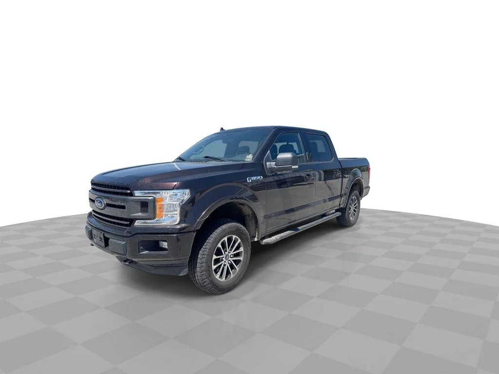 Used 2019 Red Ford XLT image 3