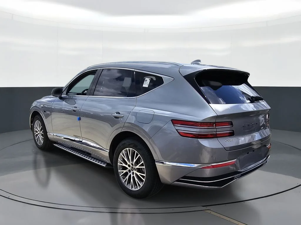 New 2026 Silver Genesis 2.5T image 4