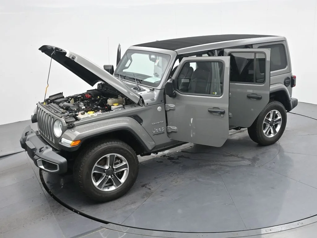 Used 2022 Gray Jeep Unlimited Sahara image 39