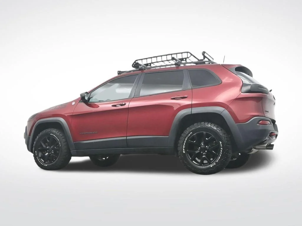 Used 2016 Deep Cherry Red Crystal Pearlcoat Jeep Trailhawk image 39