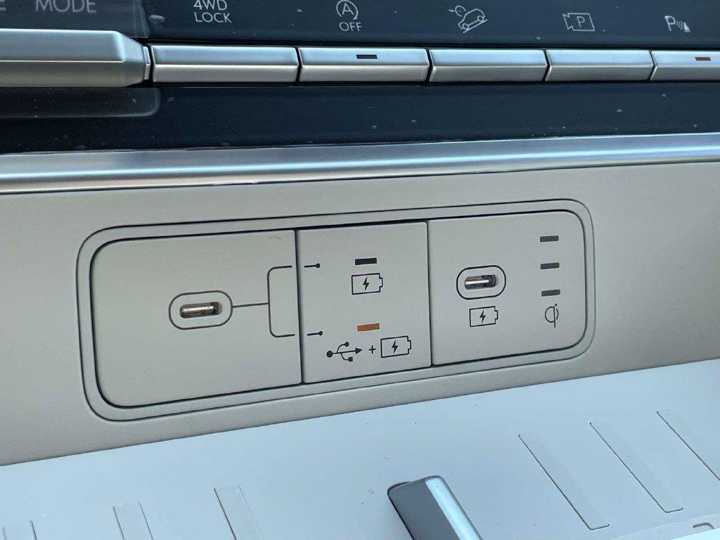 New 2027 Gray Hyundai SEL AWD image 32