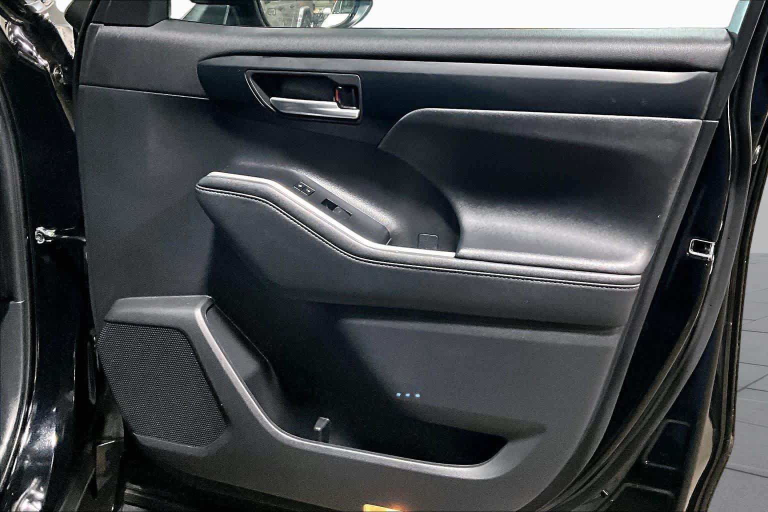 Used 2023 Midnight Black Metallic Toyota XLE image 23