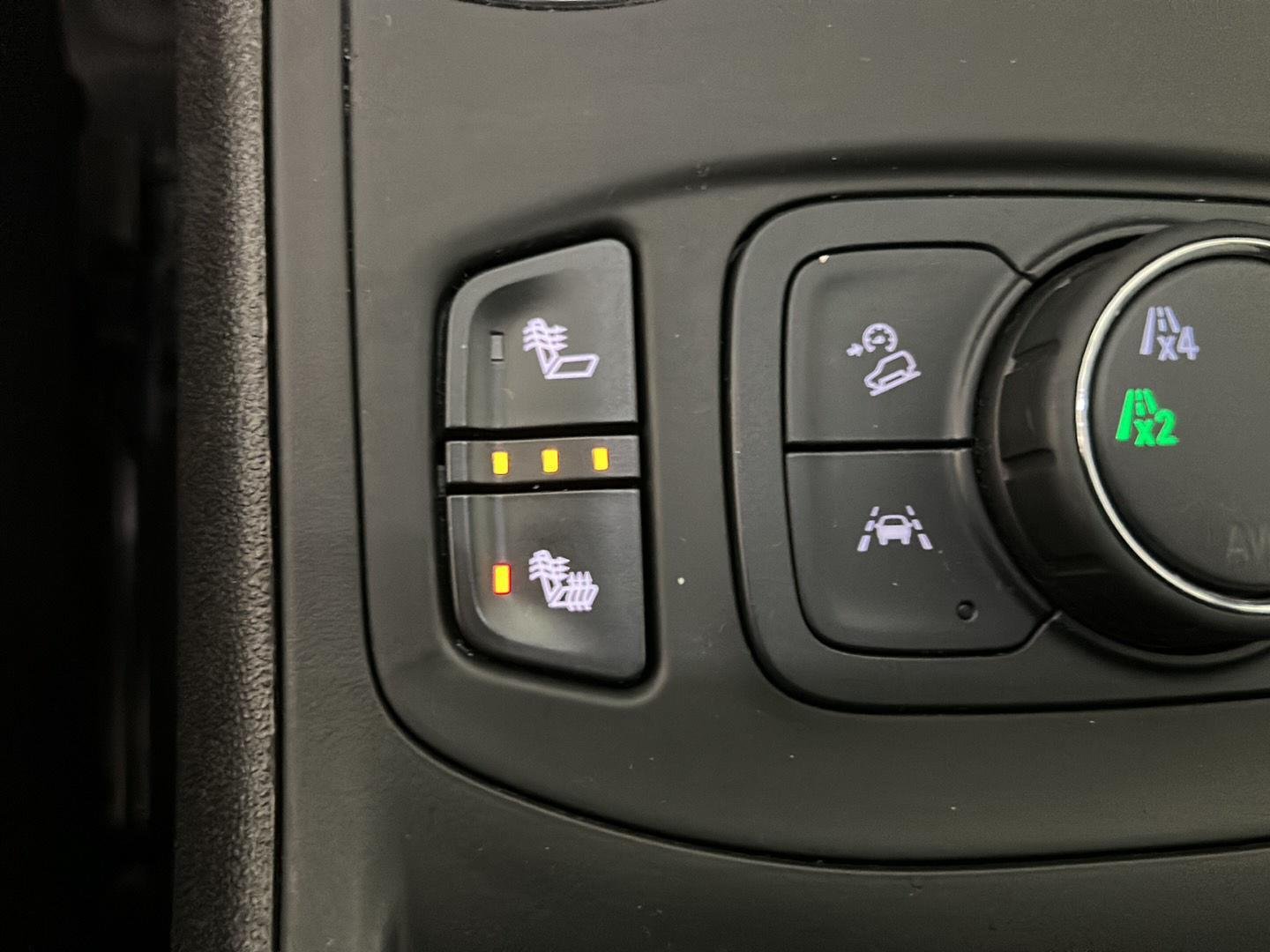 Used 2024 Summit White GMC SLE image 24