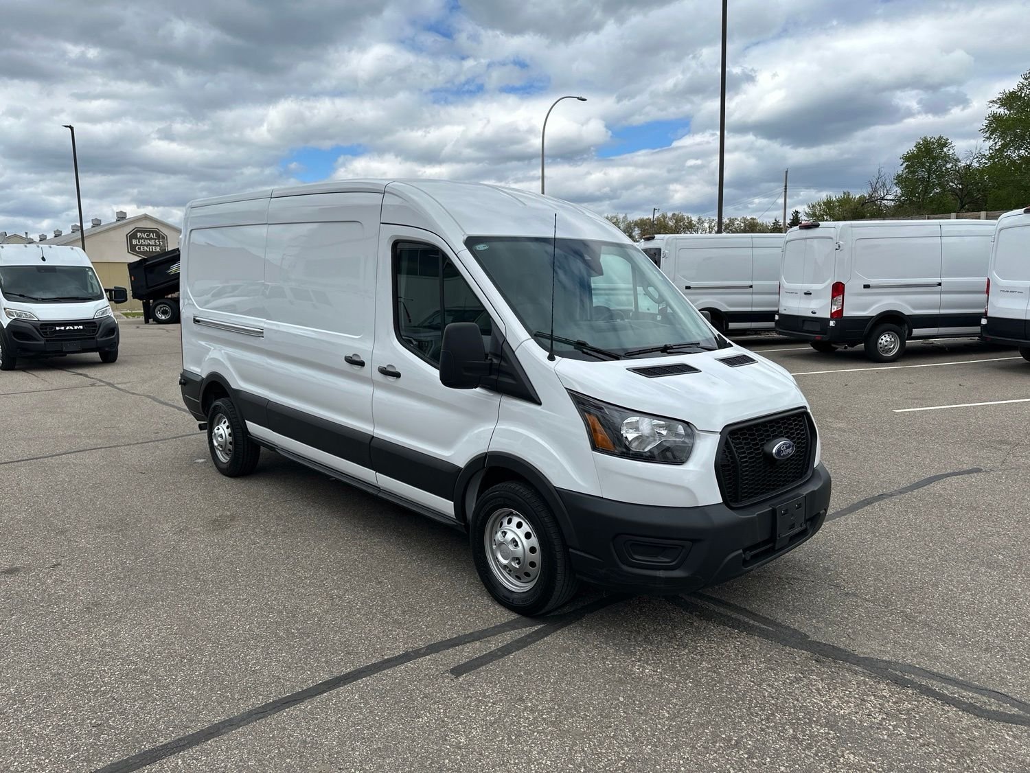 Used 2024 White Ford Base image 7