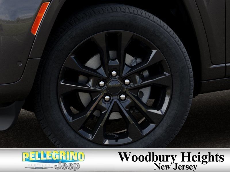New 2026 Baltic Gray Metallic Clearcoat Jeep Limited Reserve image 8