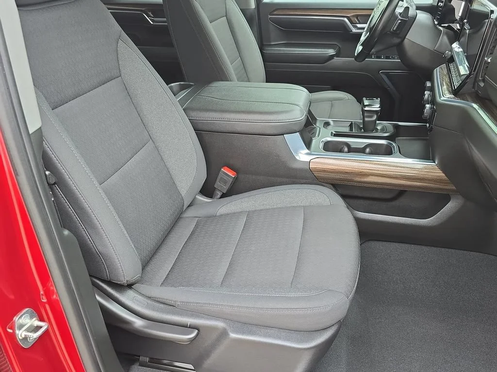Used 2024 Radiant Red Tintcoat Chevrolet RST image 29