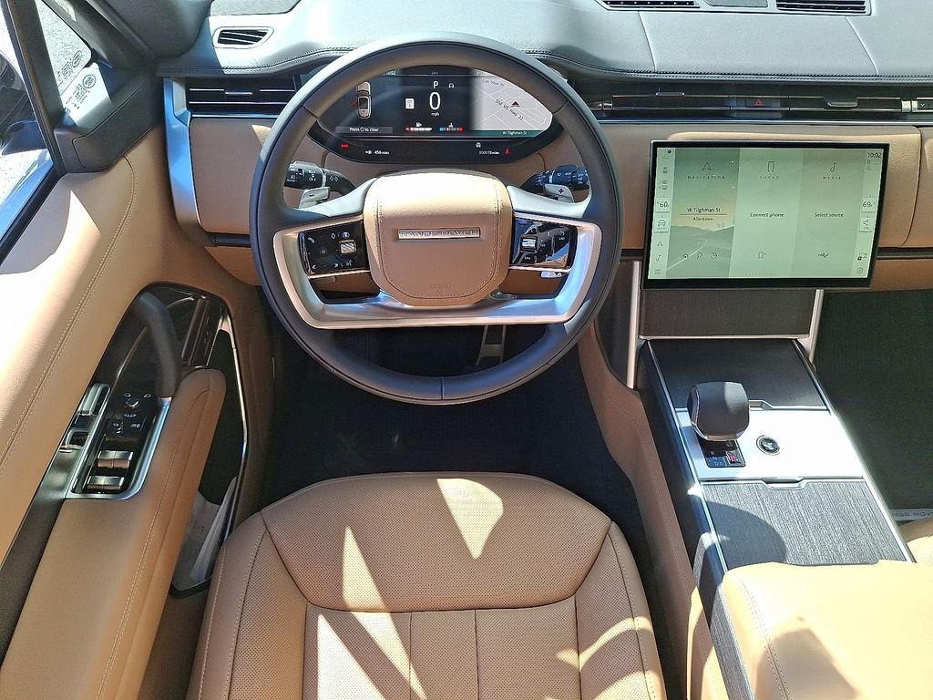 New 2026 Fuji White Land Rover SE image 7
