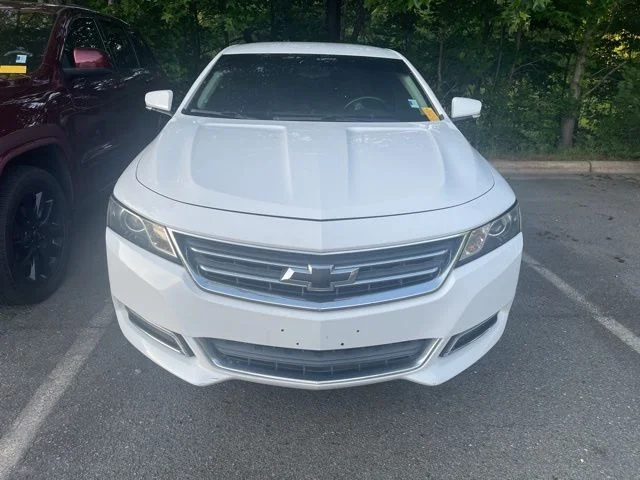 Used 2019 White Chevrolet LT image 2