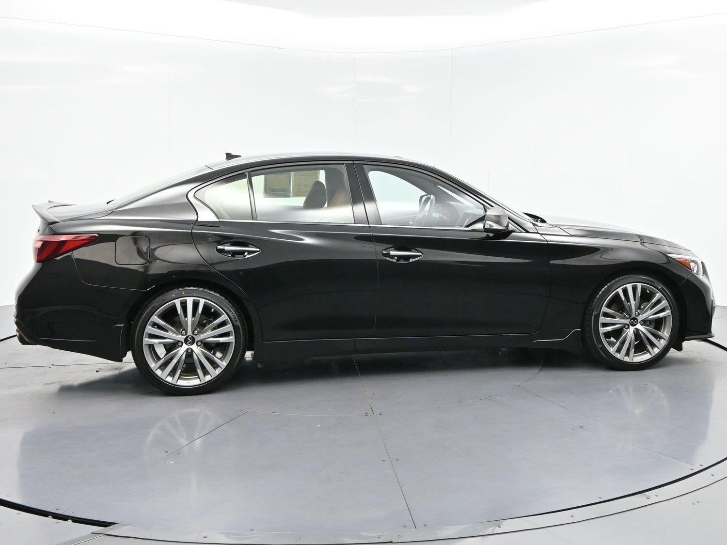 Used 2023 Black Obsidian INFINITI SENSORY image 8