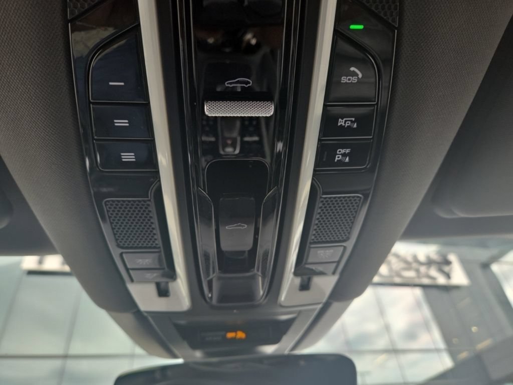 Used 2019 Jet Black Metallic Porsche Base image 23
