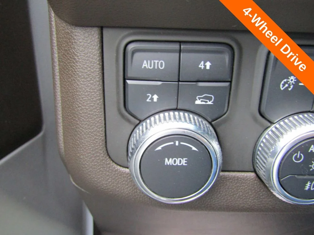 Used 2021 White GMC SLT image 16
