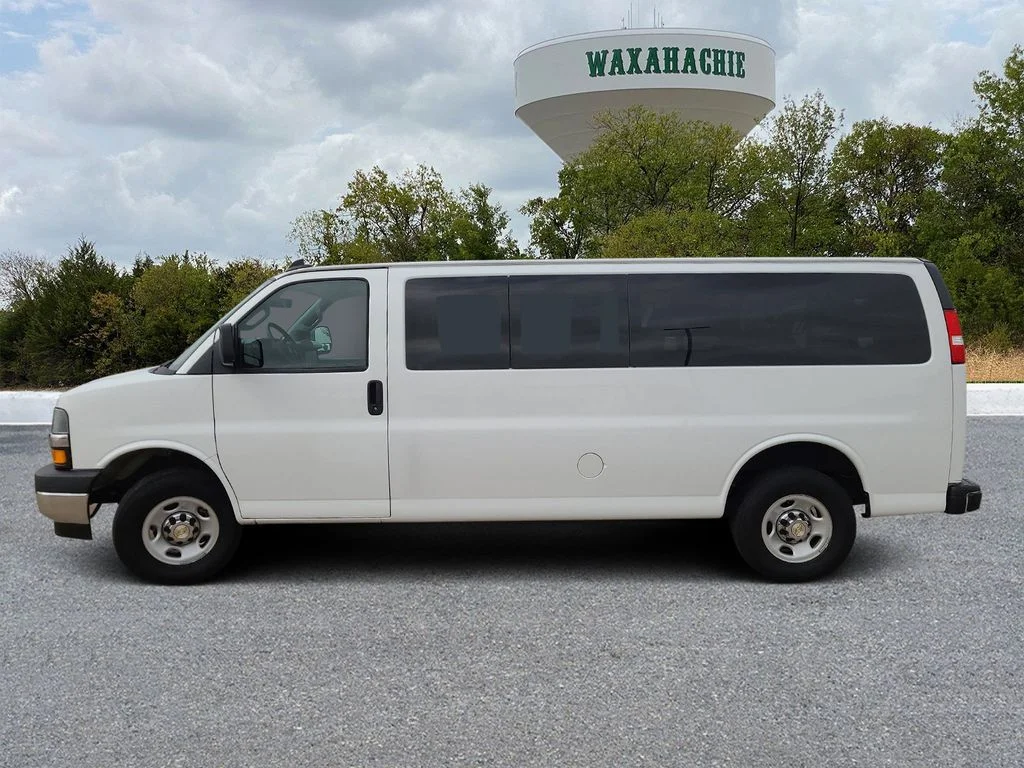 Used 2024 White Chevrolet LT image 3