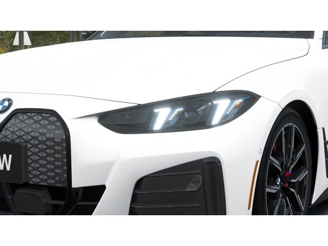 New 2026 Alpine White BMW xDrive40 image 6
