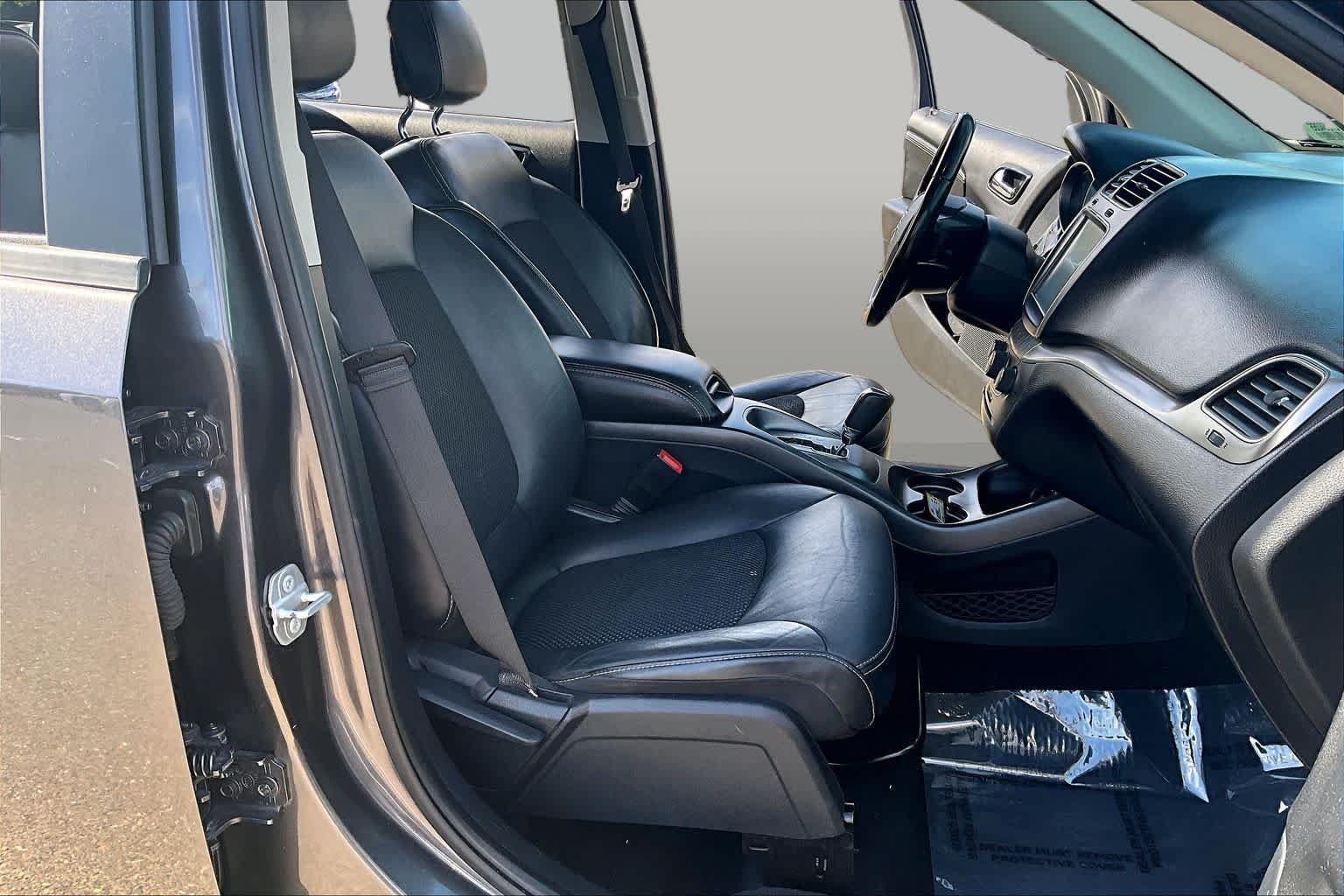 Pre-Owned 2020 Dodge Journey Crossroad