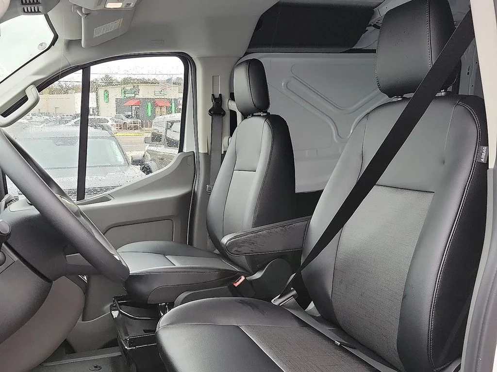 2026 Ford Transit Van Base - Photo 11