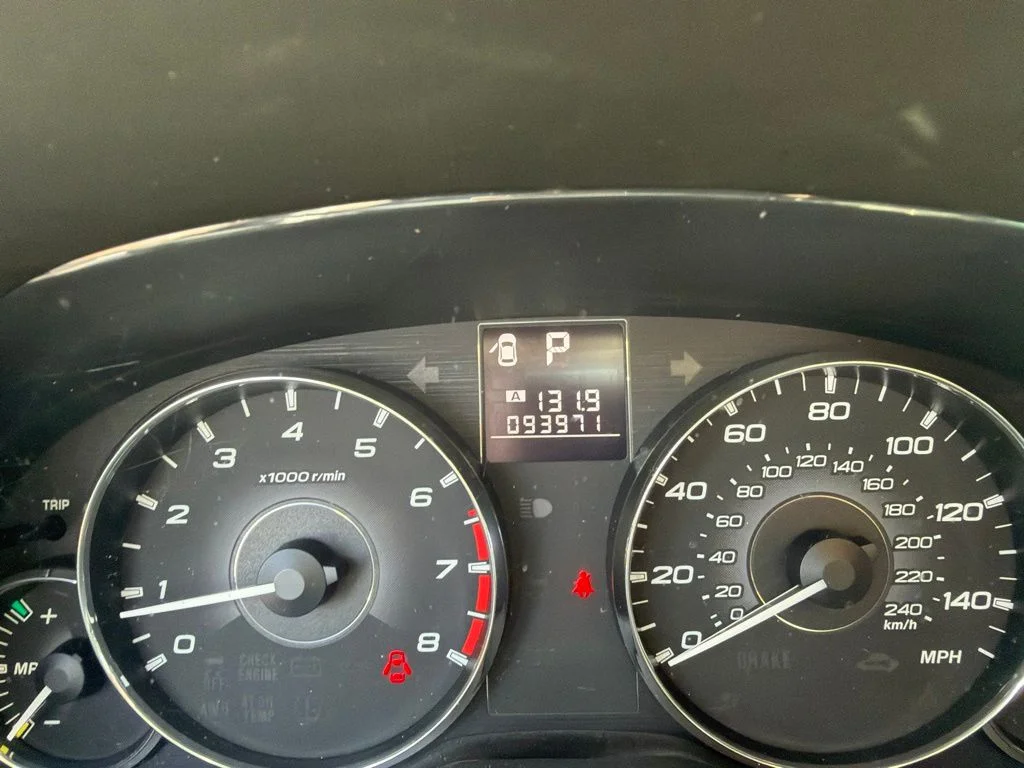 Used 2011 White Subaru 2.5i Premium image 6