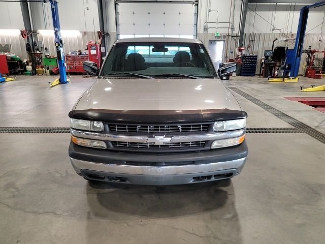 Used 2000 Light Pewter Metallic Chevrolet LS image 2