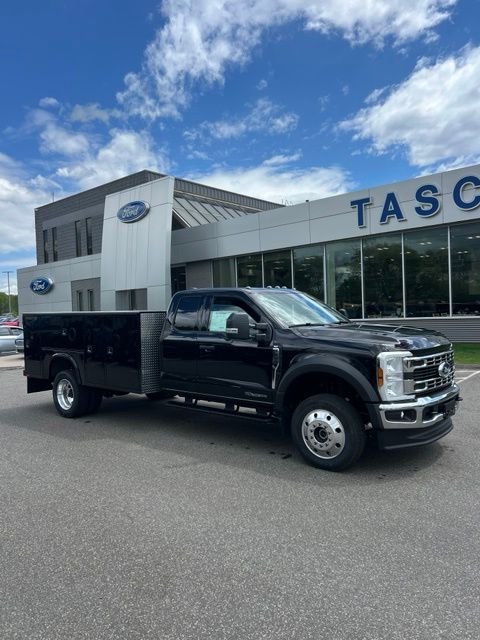 New 2026 Black Ford XLT image 1