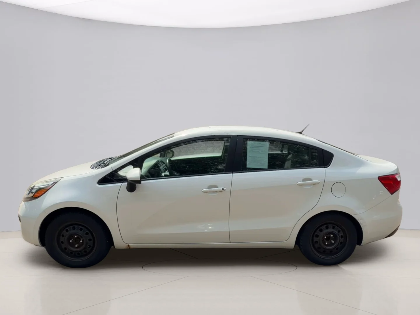 Used 2013 White Kia LX image 2