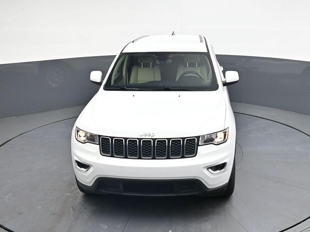 Used 2022 White Jeep Laredo E image 40