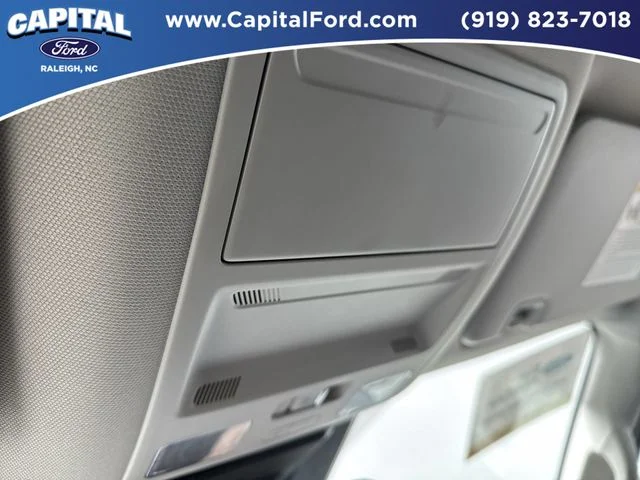 Used 2024 Green Ford XLT image 32