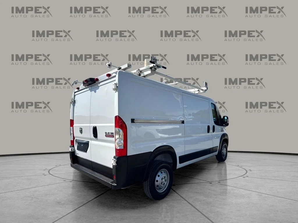 Used 2016 White Ram Low Roof image 5