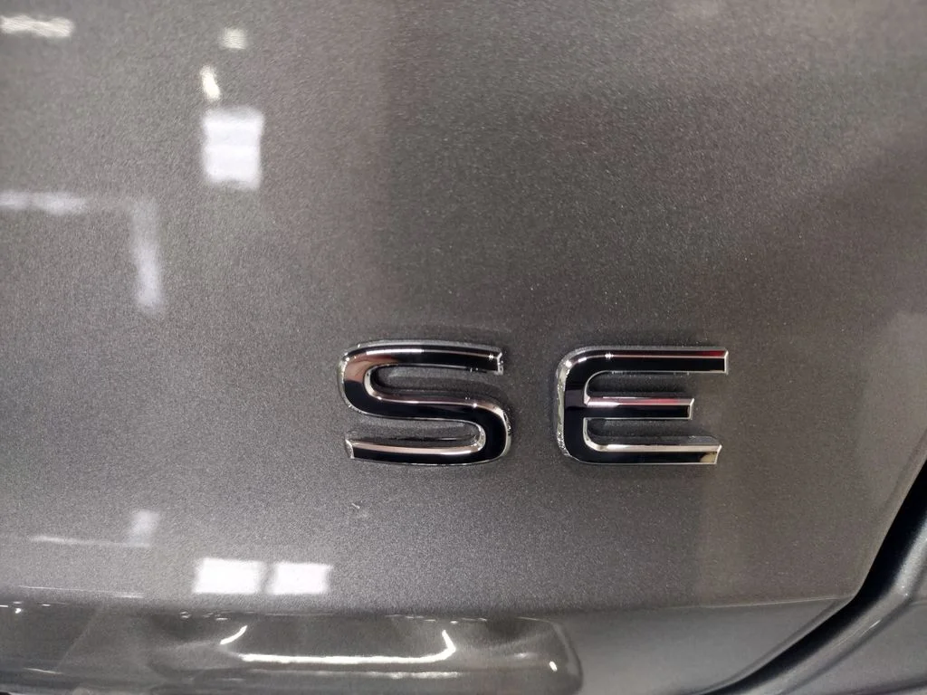 New 2026 Silver Volkswagen 1.5T SE image 13