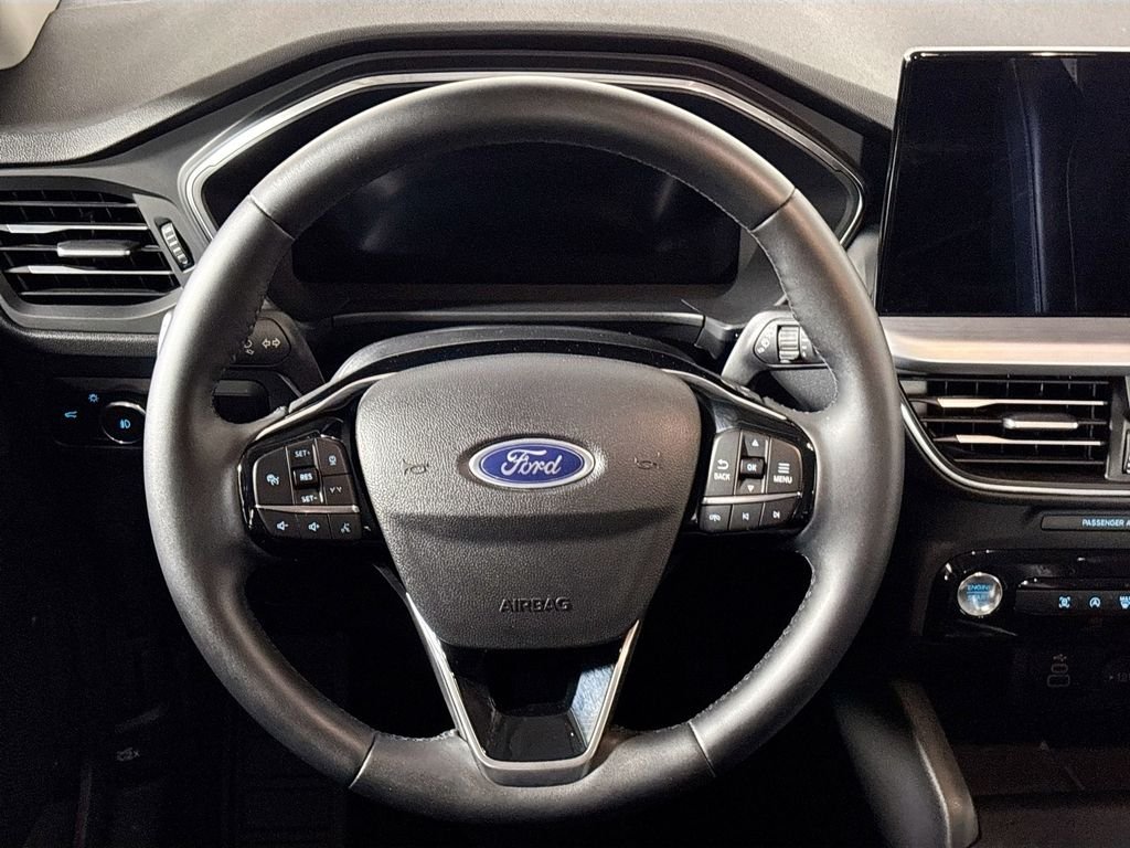 Used 2025 Black Ford Platinum image 13