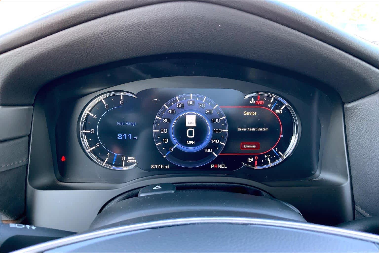 Used 2019 Crystal White Tricoat Cadillac Premium Luxury image 26