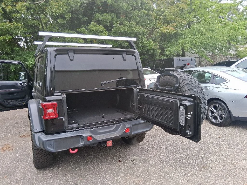 Used 2021 Black Jeep Unlimited Rubicon image 14