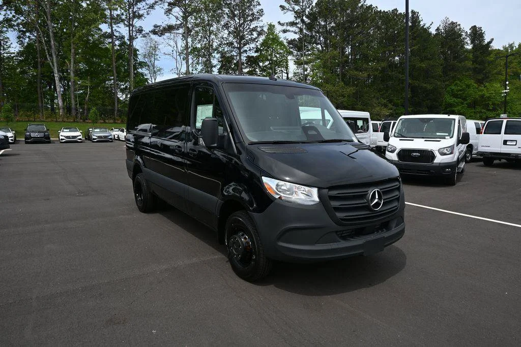 New 2026 Jet Black Mercedes-Benz  image 24