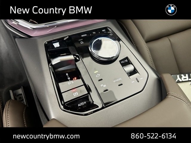 Used 2026 Mineral White Metallic BMW 30 xDrive image 25