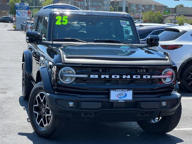 2025 Ford Bronco Outer Banks
