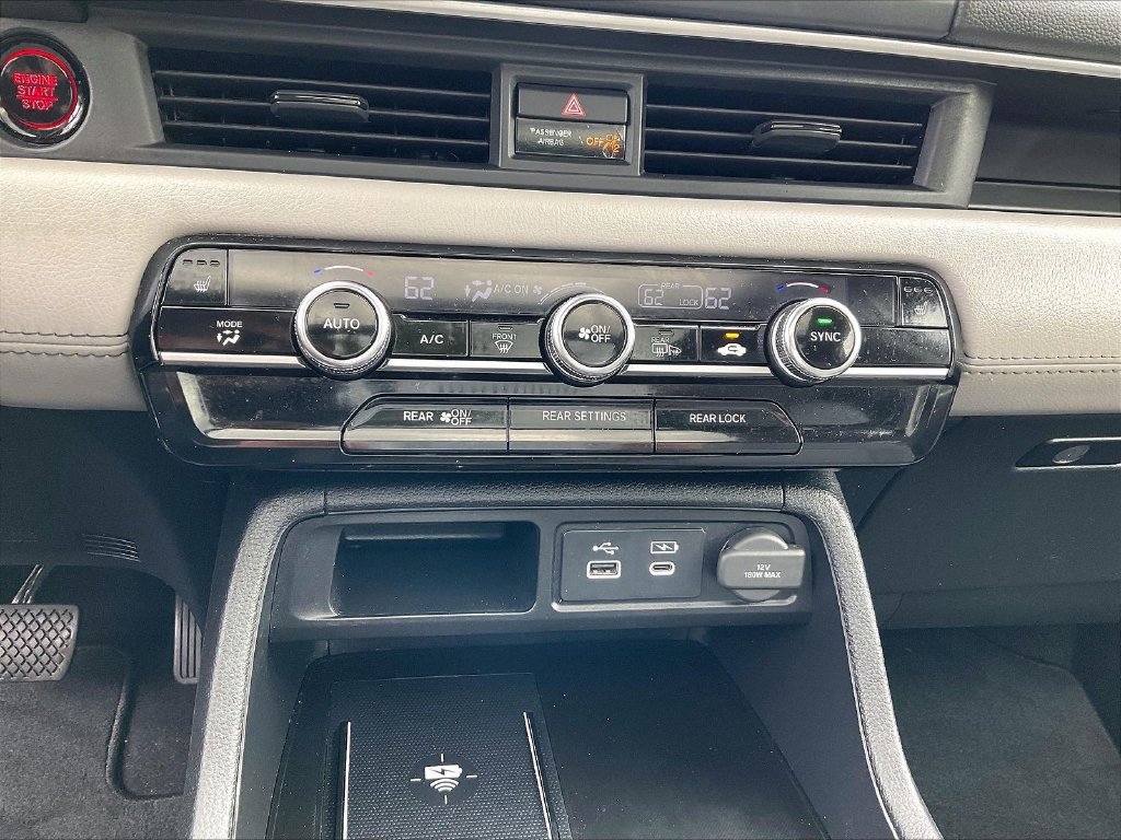 Used 2024 Silver Honda Touring image 27