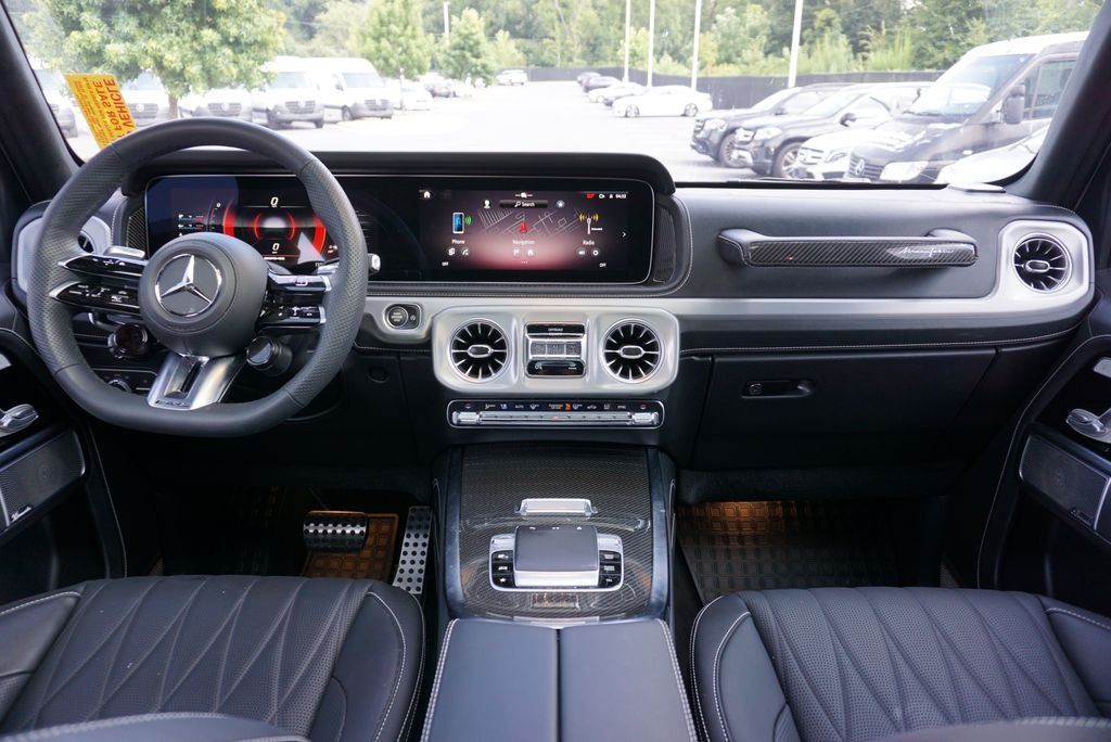 Used 2026 MANUFAKTUR Moonlight White Magno Mercedes-Benz G 63 AMG® image 28