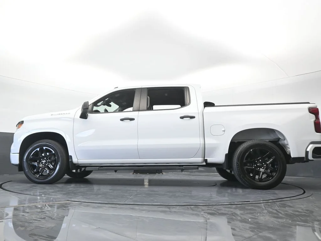 Used 2024 Summit White Chevrolet Custom image 61