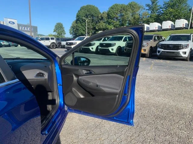 Used 2017 Kinetic Blue Chevrolet LT image 14
