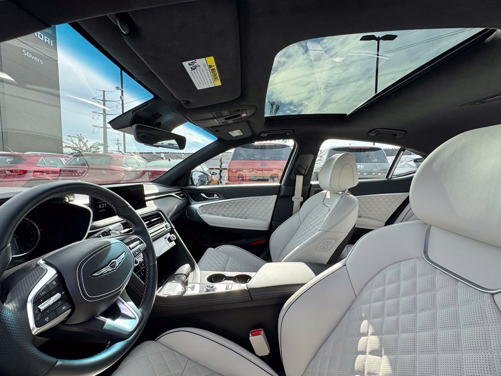 Used 2024 Gray Genesis 3.3T Sport Advanced image 19