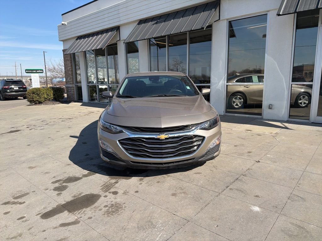 Used 2023 Chevrolet Malibu 1LT with VIN 1G1ZD5ST0PF191211 for sale in Kansas City