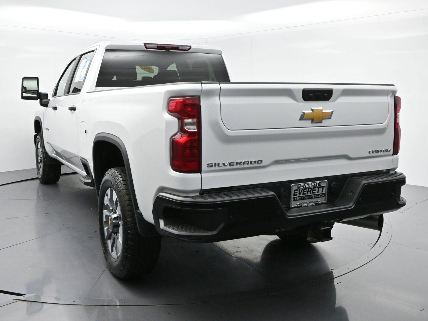 Used 2024 Summit White Chevrolet Custom image 6
